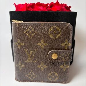 Louis Vuitton Monogram Zippy Wallet